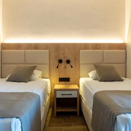 Sultan Of Hotel